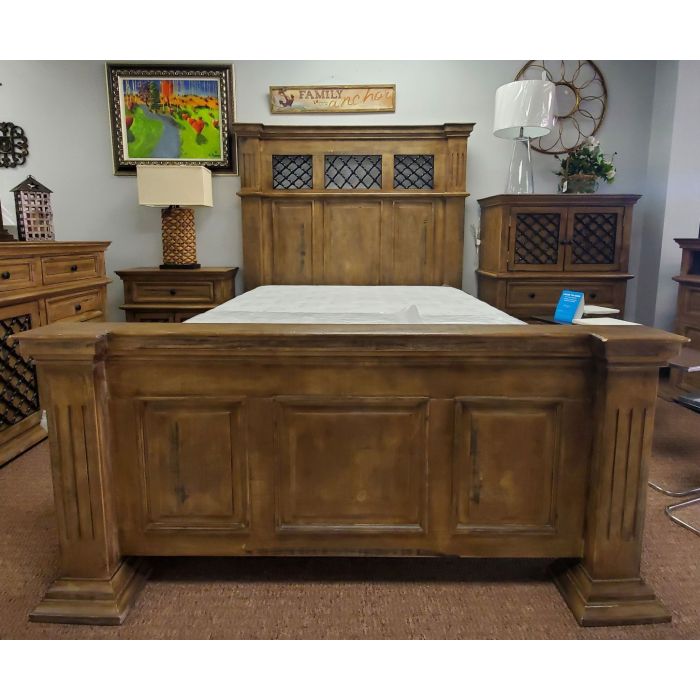 Lone Star Rustic Royal Bed with Headboard, Footboard, and Rails